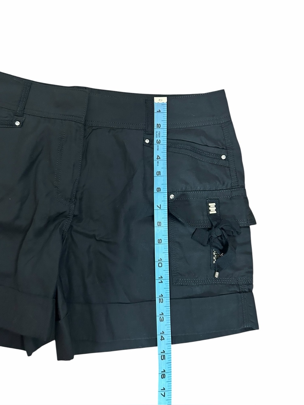 White House Black Market WHBM Black Cargo Shorts Silver Embellished Women’s 10 - Picture 12 of 13